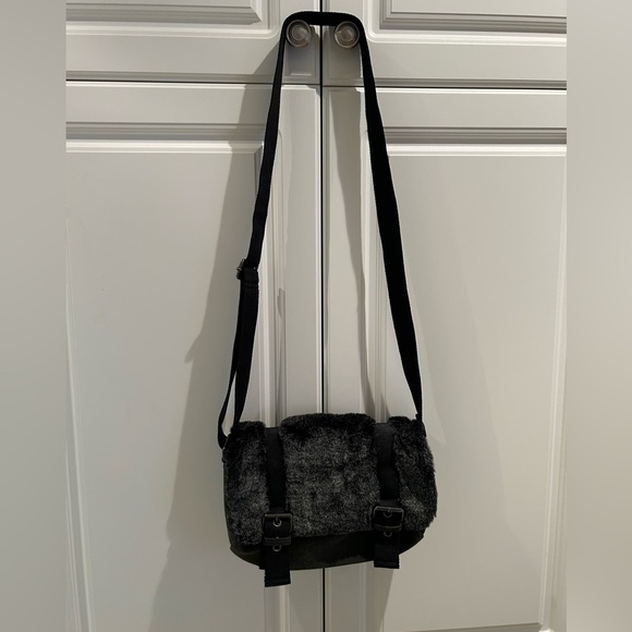 United Colors Of Benetton Handbags - Benetton Crossbody Bag Vintage Unisex New Without Tag